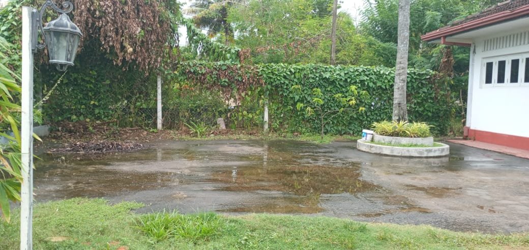 කුරුණෑගල නගරය තුළ පිහිටි සියලු පහසුකම් සහිත දෙමහල් නිවසක් විකිණීමට - Image 4